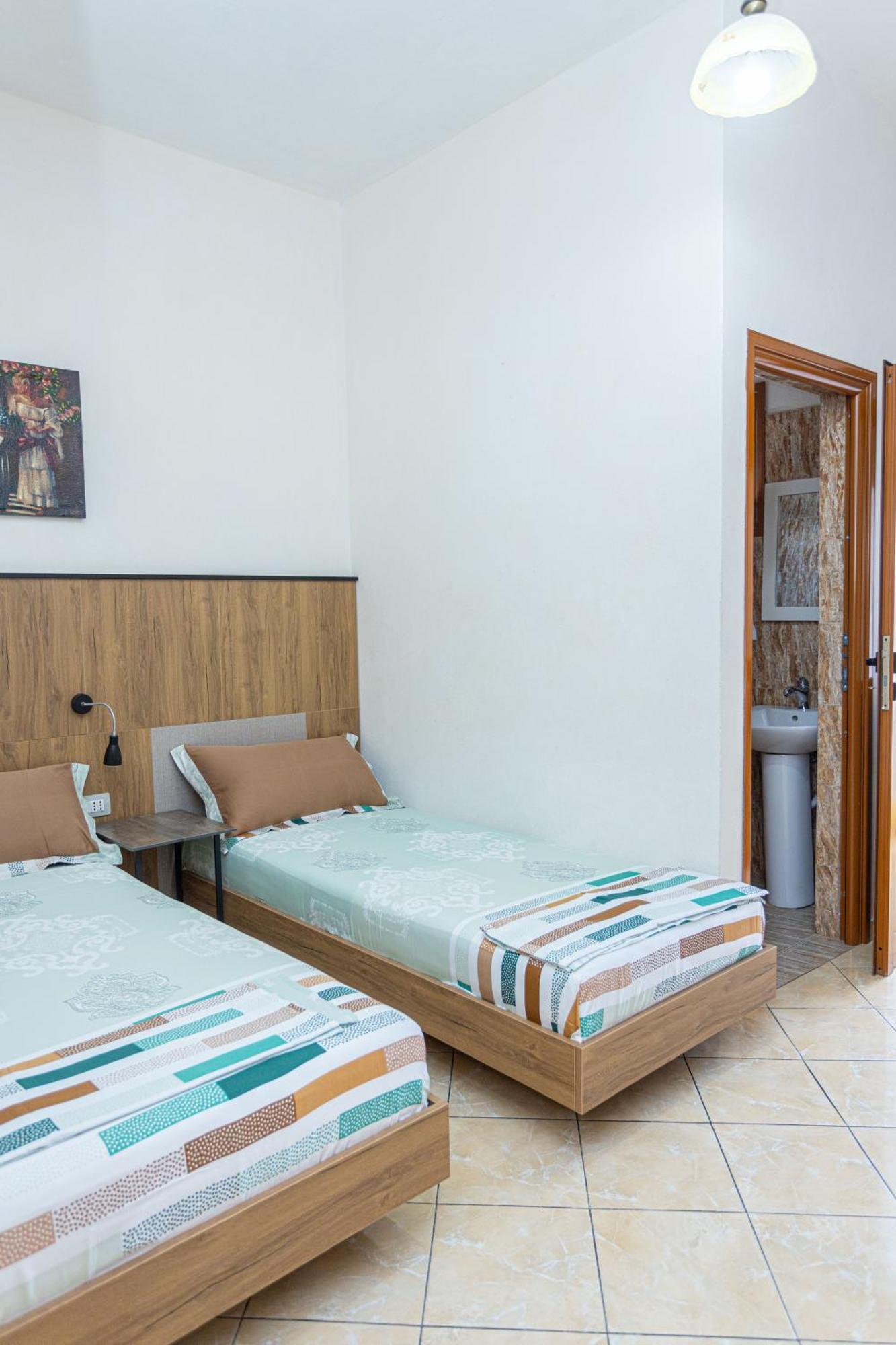 Hotel Olti Vlore Luaran gambar