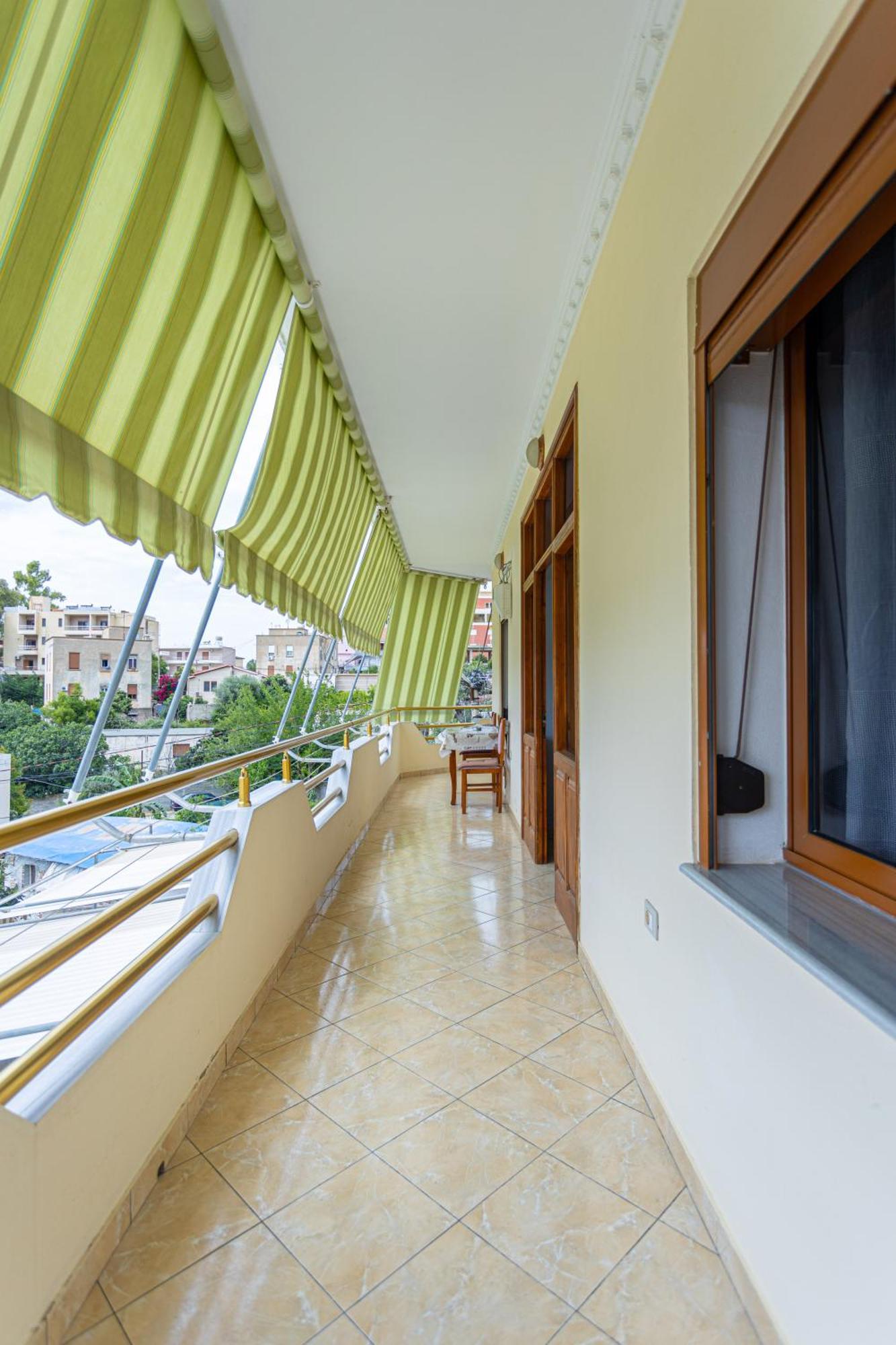 Hotel Olti Vlore Luaran gambar