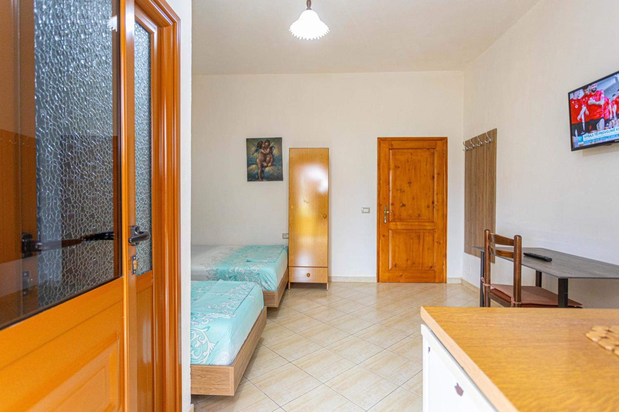 Hotel Olti Vlore Luaran gambar